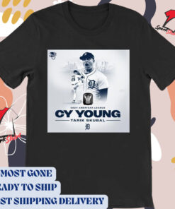 Official Poster Tarik Skubal 2024 American League Cy Young Detroit Tigers MLB Baseball 2024 Signature t-shirt