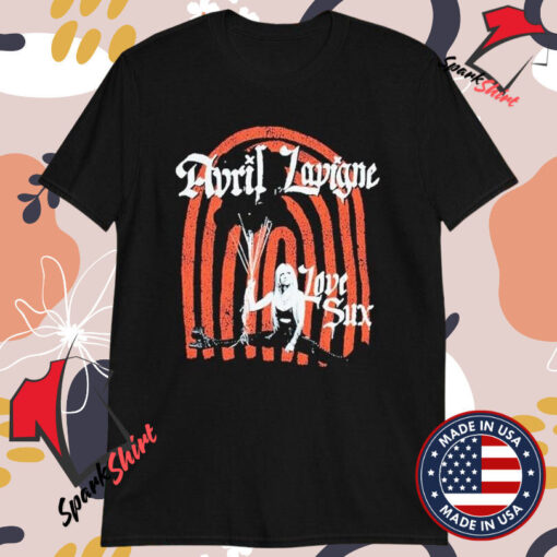 Avril Lavigne Love Sux Red Rainbow T-shirts