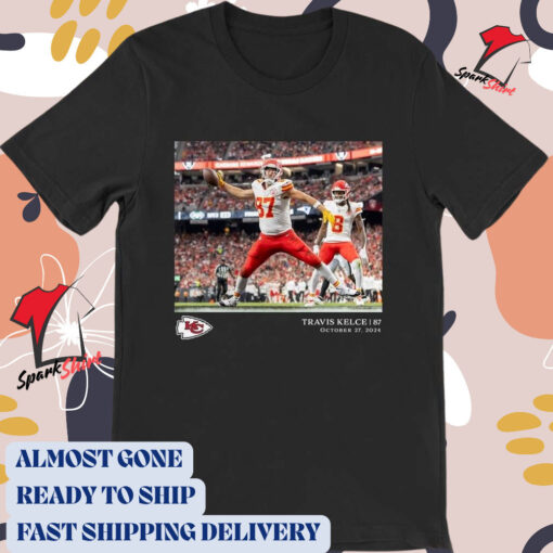 Official Travis Kelce Kansas City Chiefs NFL 2024 Flash Features Week 8 October 27 t-shirt