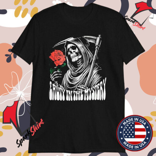 Beauty In The Mystery Death Reaper Rose Xplr T-shirts